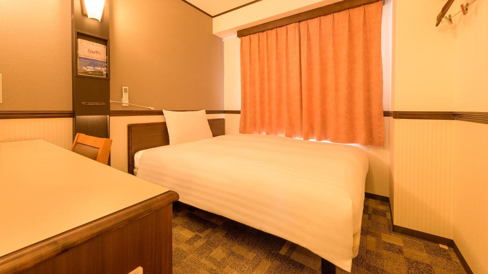 Toyoko Inn Fukushima Eki Nishi Guchi Szoba fotó